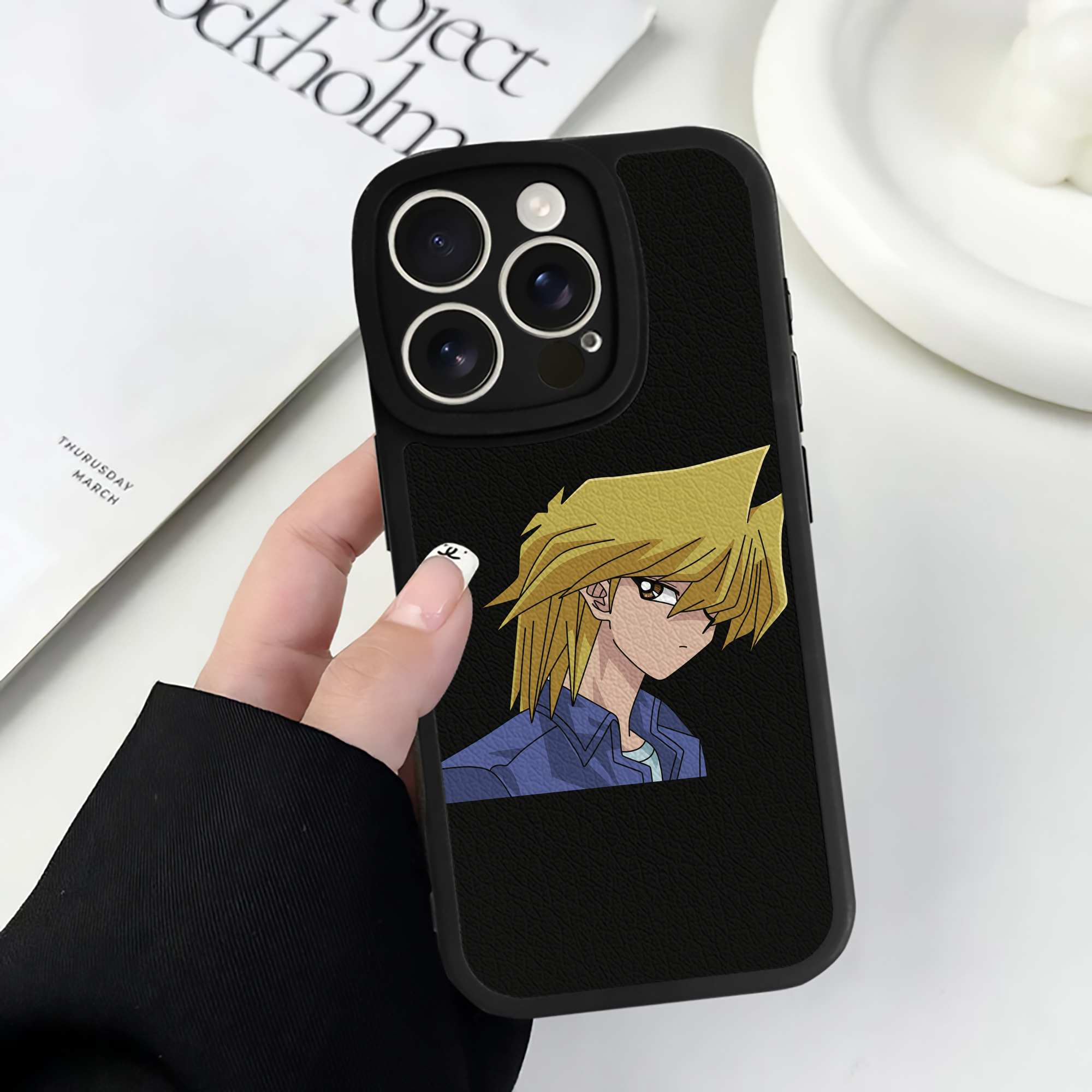 遊☆戯☆王 Yu-Gi-Oh! 【iPhone 16シリーズ対応】シリコンスマホケース（レザー調） 材質：シリコン